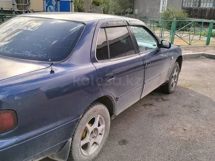 Toyota Camry 1997 года за 2 200 000 тг. в Балхаш – фото 3