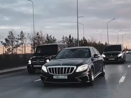 С и Без водителя Mercedes Maybach S63AMG W222 Люкс машины в Астана – фото 13