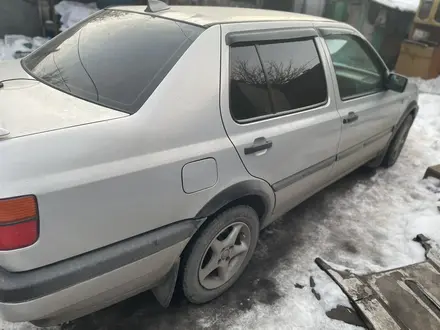 Volkswagen Vento 1993 года за 1 650 000 тг. в Алматы – фото 7