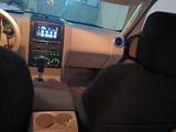 Ford Explorer 2005 года за 7 000 000 тг. в Атырау – фото 2