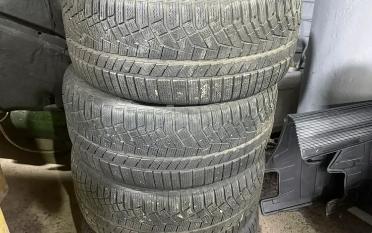 Шины зимние 255/45 R18 за 100 000 тг. в Алматы