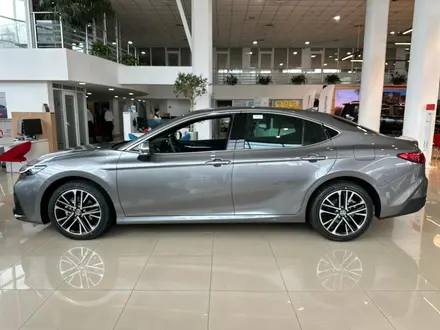 Toyota Camry Prestige 2025 года за 20 690 000 тг. в Алматы – фото 12
