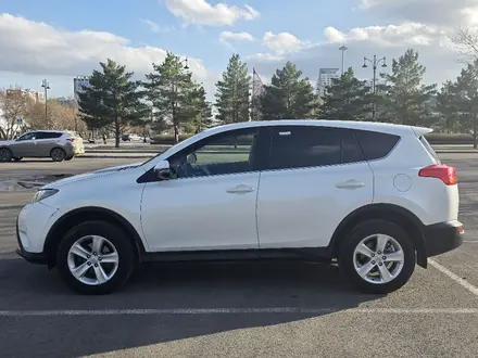 Toyota RAV4 2014 года за 8 600 000 тг. в Астана – фото 4