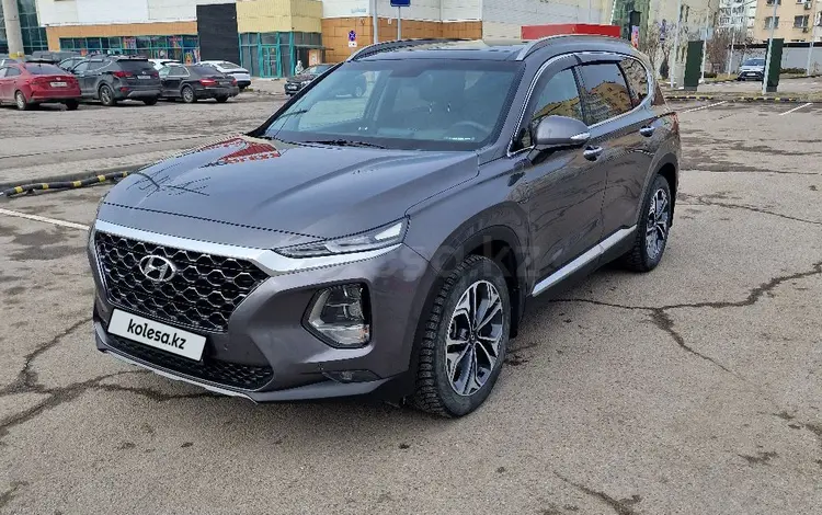 Hyundai Santa Fe 2019 года за 13 300 000 тг. в Алматы