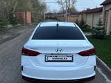 Hyundai Accent 2020 года за 7 850 000 тг. в Уральск – фото 3