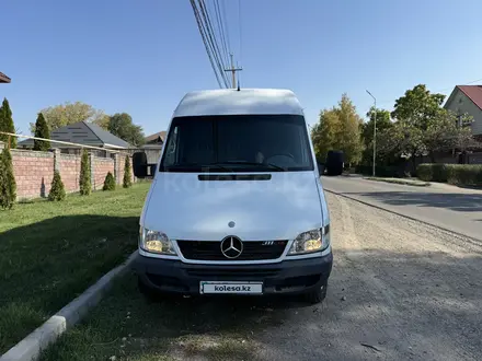 Mercedes-Benz Sprinter 2014 года за 7 000 000 тг. в Алматы – фото 2