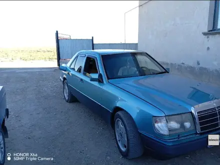 Mercedes-Benz E 280 1993 года за 2 255 317 тг. в Жанакорган