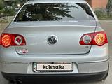 Volkswagen Passat 2010 года за 6 100 000 тг. в Алматы – фото 5