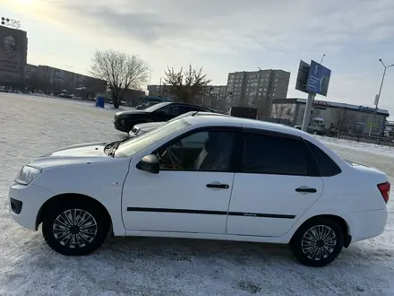 ВАЗ (Lada) Granta 2190 2018 года за 4 000 000 тг. в Семей – фото 2