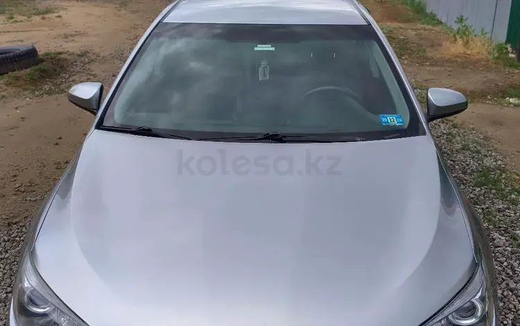 Toyota Camry 2015 годаүшін6 300 000 тг. в Актобе