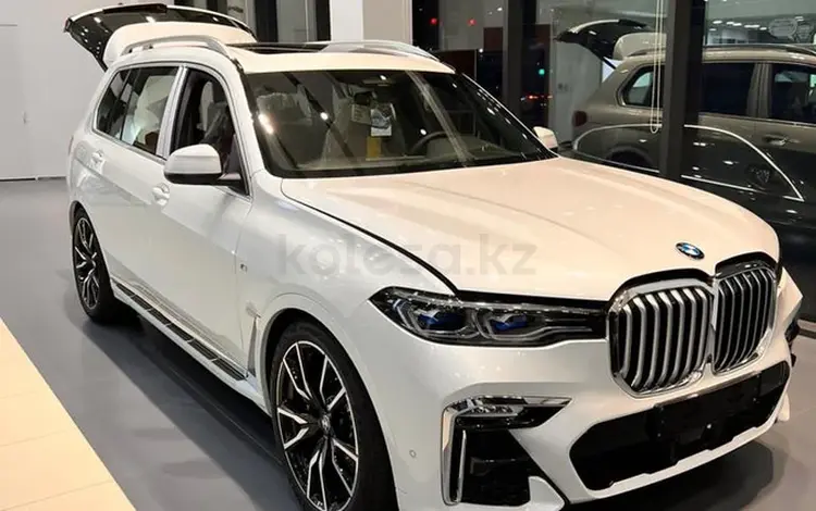 BMW X7 2022 года за 62 000 000 тг. в Алматы