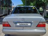 Mercedes-Benz E 280 1993 годаүшін3 800 000 тг. в Шымкент – фото 2