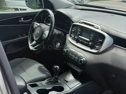 Kia Sorento 2016 года за 5 800 000 тг. в Уральск – фото 9