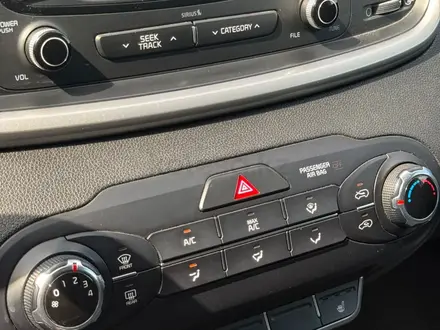 Kia Sorento 2016 года за 5 800 000 тг. в Уральск – фото 11