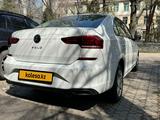 Volkswagen Polo 2021 года за 7 800 000 тг. в Алматы – фото 4