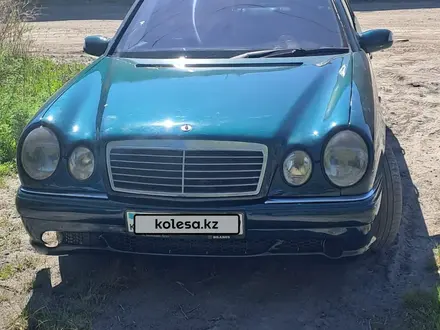 Mercedes-Benz E 280 1996 года за 1 850 000 тг. в Караганда – фото 5