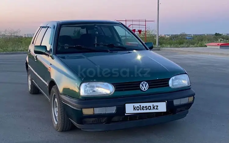 Volkswagen Golf 1994 годаүшін1 050 000 тг. в Уральск