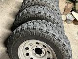 Резину с дисками за 350 000 тг. в Алматы