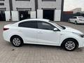 Kia Rio 2018 года за 7 300 000 тг. в Астана – фото 2