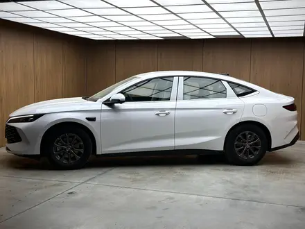 BYD Qin L DM-i Leading 2025 года за 10 300 000 тг. в Караганда – фото 4