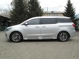 Kia Carnival 2019 года за 12 900 000 тг. в Алматы – фото 2