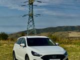 Hyundai i30 2022 годаүшін8 600 000 тг. в Алматы – фото 2