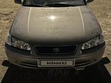 Toyota Camry 2001 года за 2 890 000 тг. в Семей