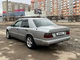 Mercedes-Benz E 200 1993 года за 790 000 тг. в Павлодар – фото 5