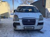 Hyundai H-1 2006 года за 2 600 000 тг. в Астана