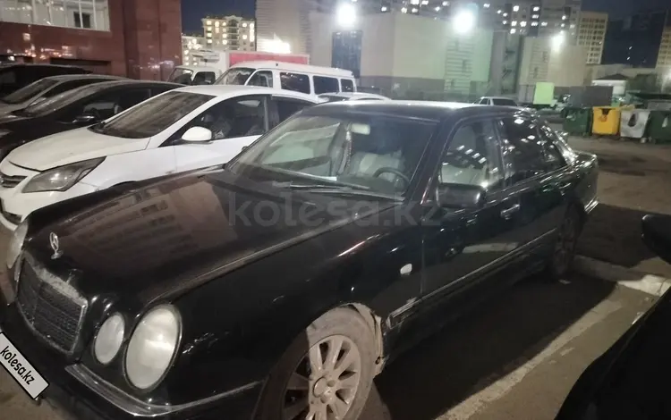 Mercedes-Benz E 240 1998 года за 2 300 000 тг. в Астана