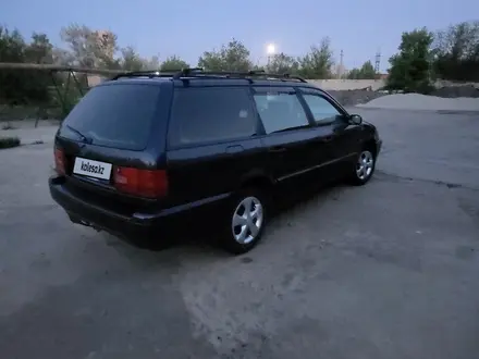 Volkswagen Passat 1994 года за 1 700 000 тг. в Семей – фото 11