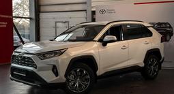 Toyota RAV4 Prestige+ 2025 года за 21 790 000 тг. в Усть-Каменогорск