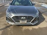Hyundai Sonata 2019 года за 5 800 000 тг. в Уральск – фото 2