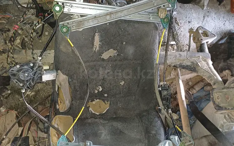 Стеклоподемники за 10 000 тг. в Усть-Каменогорск