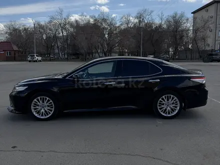 Toyota Camry 2019 года за 14 400 000 тг. в Павлодар – фото 4