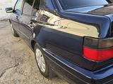 Volkswagen Vento 1997 года за 1 500 000 тг. в Шымкент – фото 4