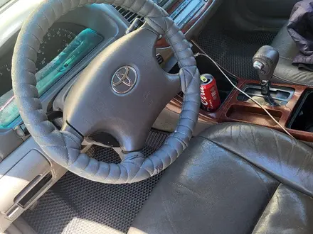 Toyota Camry 2003 года за 4 000 000 тг. в Актау – фото 3
