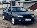 Volkswagen Vento 1992 года за 450 000 тг. в Алматы