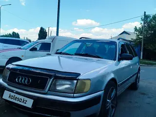 Audi 100