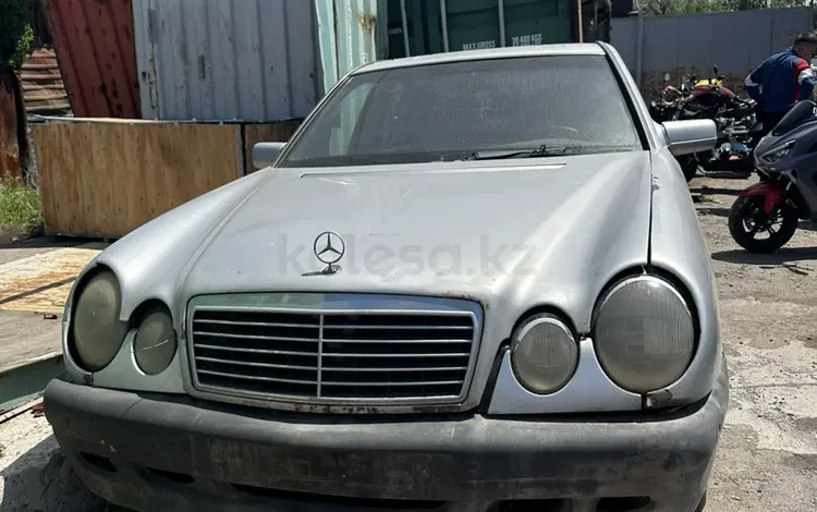Mercedes-Benz E 230 1995 годаүшін700 000 тг. в Алматы