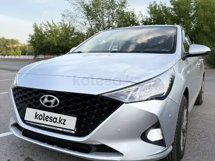 Hyundai Accent 2021 года за 7 800 000 тг. в Караганда