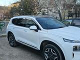 Hyundai Santa Fe 2021 года за 16 500 000 тг. в Уральск