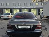 Mercedes-Benz E 200 2003 года за 3 000 000 тг. в Караганда – фото 5