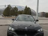 BMW X6 2022 года за 45 000 000 тг. в Астана