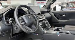 Toyota Land Cruiser 2023 годаfor60 700 000 тг. в Астана – фото 5