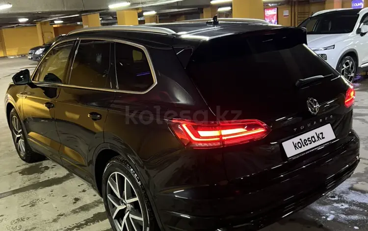 Volkswagen Touareg 2019 года за 30 000 000 тг. в Костанай