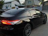 Toyota Camry 2020 года за 15 500 000 тг. в Алматы – фото 4