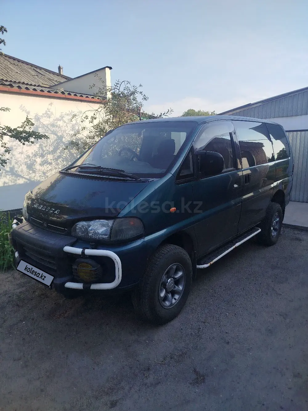 Mitsubishi Delica, 1995