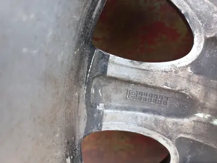 Резина и диски оригинал на 16 Ауди А6 капля за 250 000 тг. в Макинск – фото 12