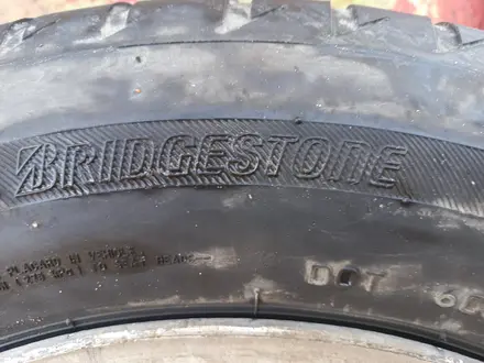 Резина и диски оригинал на 16 Ауди А6 капля за 250 000 тг. в Макинск – фото 5